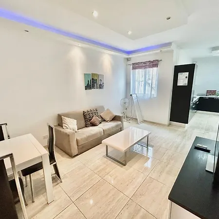 2 Bedroom