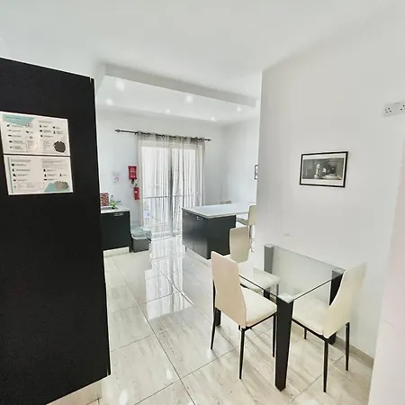 Apartment 2 Bedroom Sliema