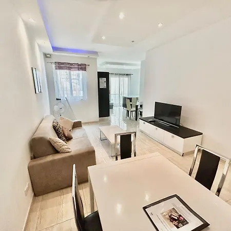 2 Bedroom