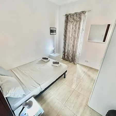2 Bedroom